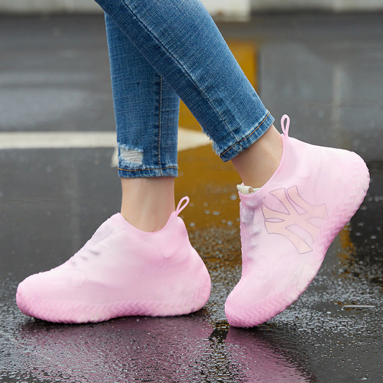 New waterproof rainproof snowproof sandproof TPE shoe cover outdoor travel rainy day travel thick men and women manufacturers wholesale