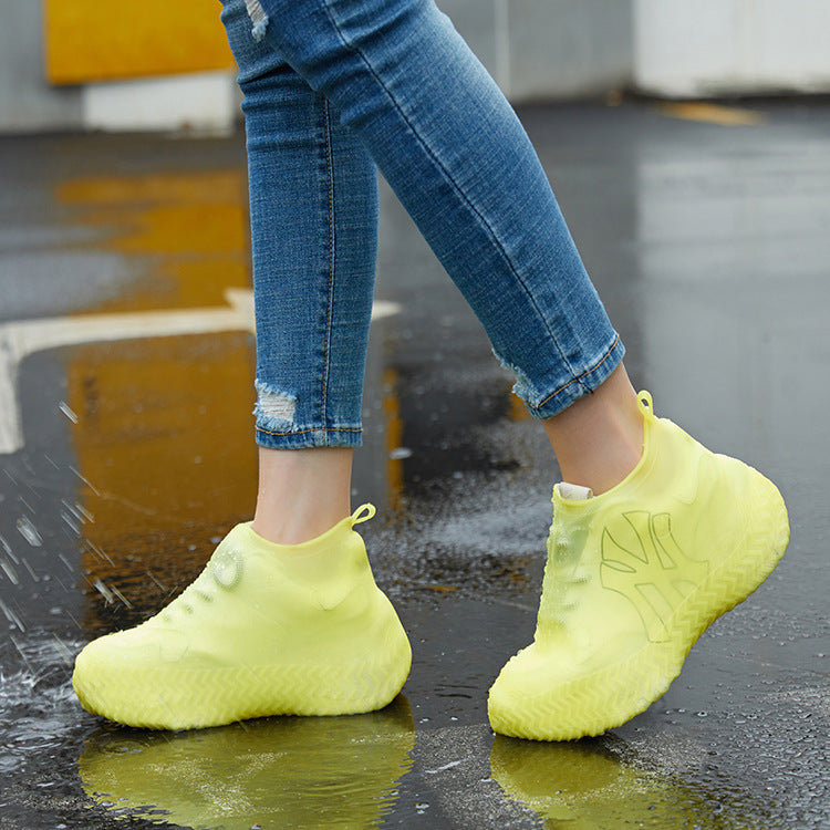 New waterproof rainproof snowproof sandproof TPE shoe cover outdoor travel rainy day travel thick men and women manufacturers wholesale