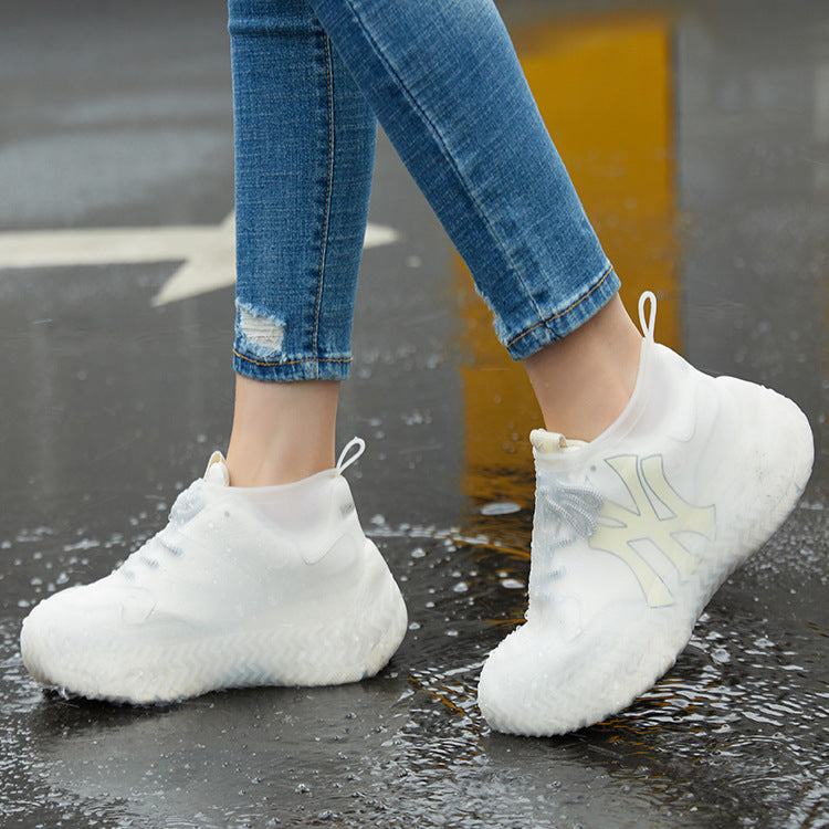 New waterproof rainproof snowproof sandproof TPE shoe cover outdoor travel rainy day travel thick men and women manufacturers wholesale