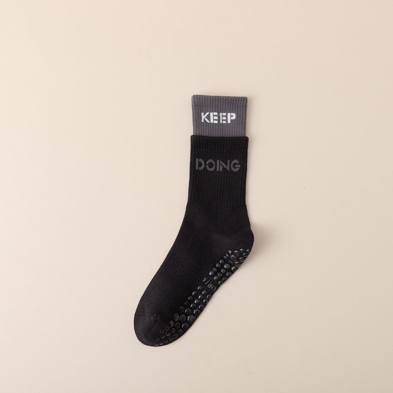 Fashionable sports socks, women yoga socks, non-slip women socks