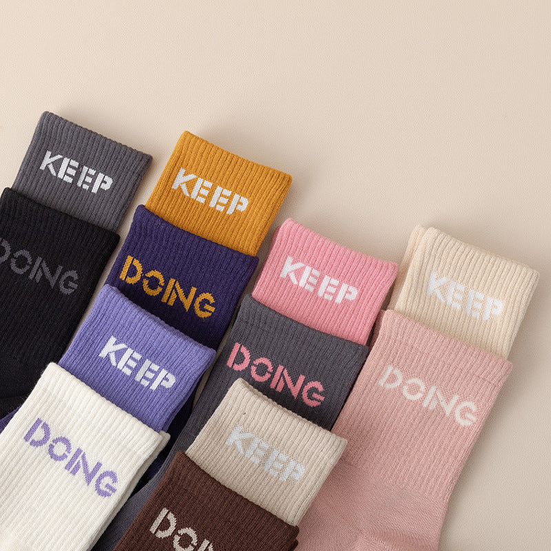 Fashionable sports socks, women yoga socks, non-slip women socks