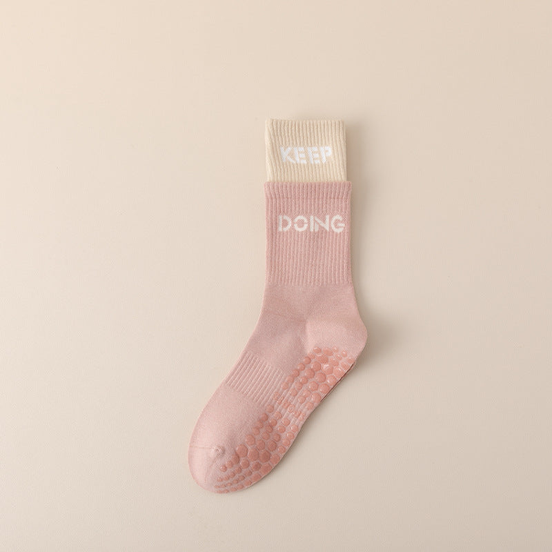Fashionable sports socks, women yoga socks, non-slip women socks