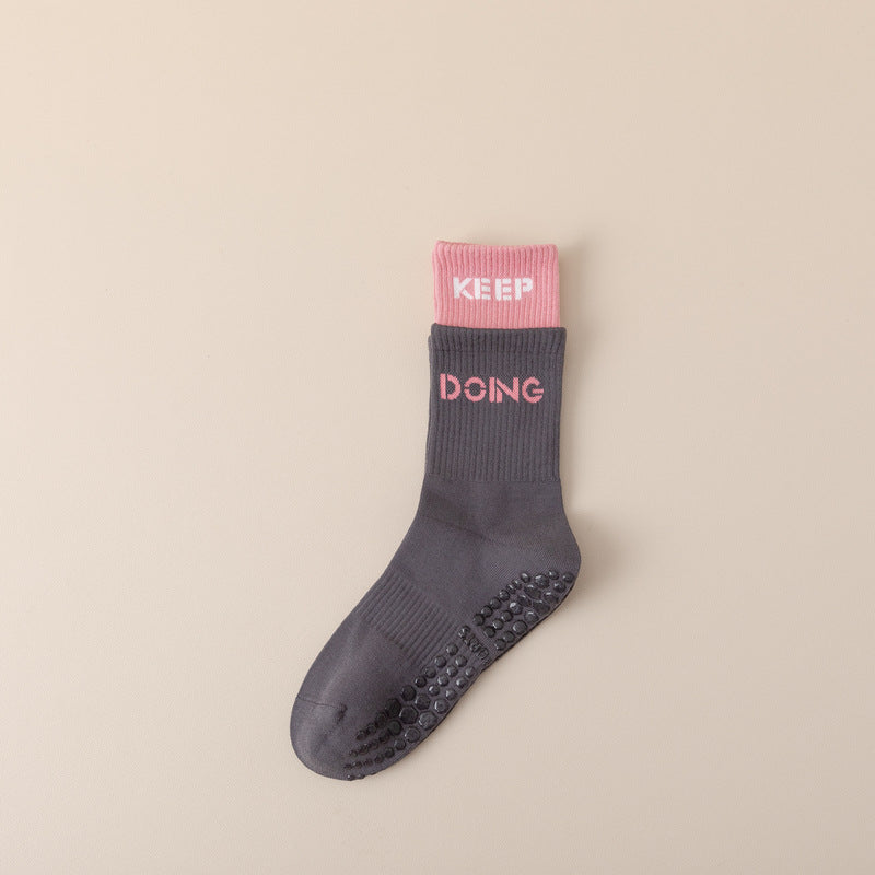 Fashionable sports socks, women yoga socks, non-slip women socks